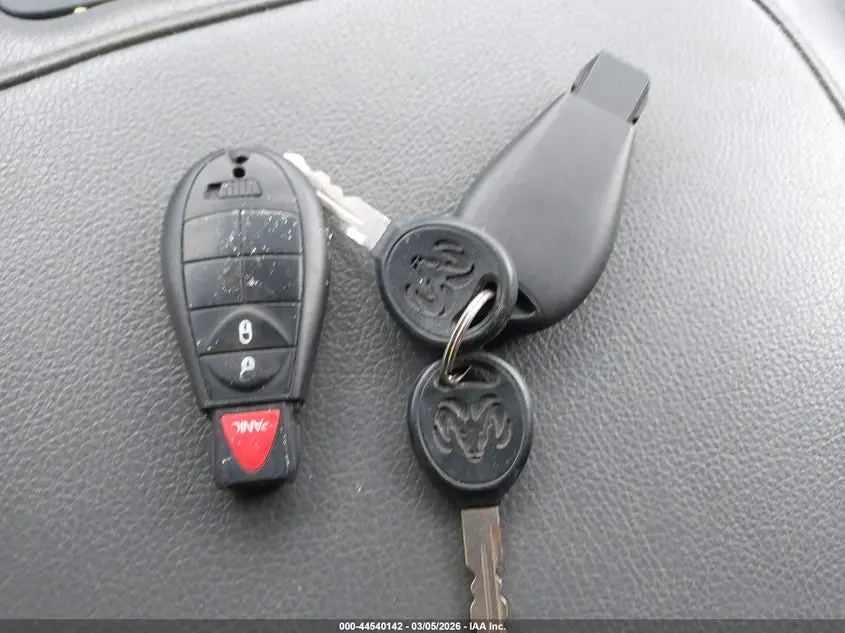 2013 RAM 1500 EXPRESS