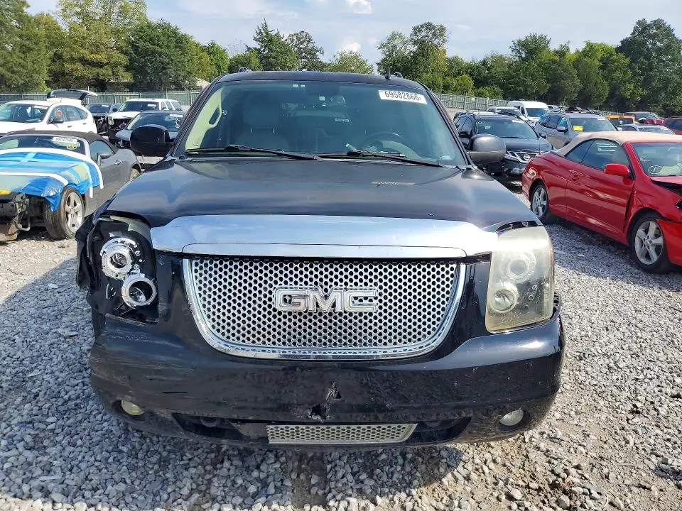 2010 GMC YUKON XL DENALI  