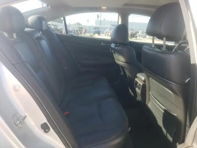 2011 NISSAN MAXIMA S  