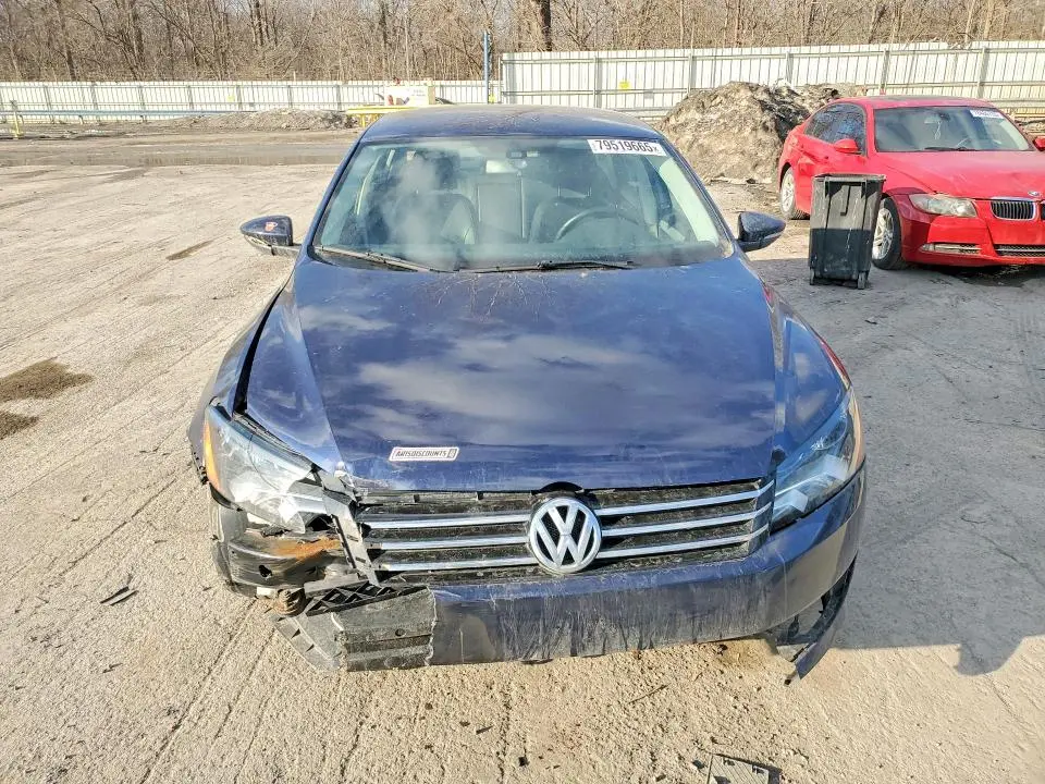 2012 VOLKSWAGEN PASSAT SE  