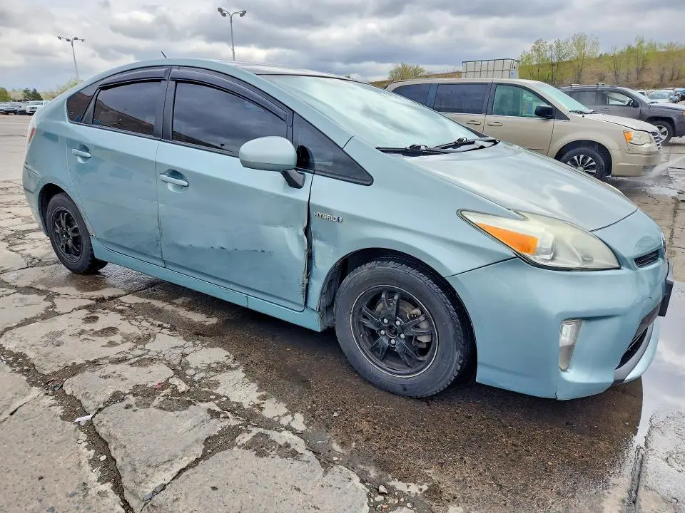 2013 TOYOTA PRIUS THREE  