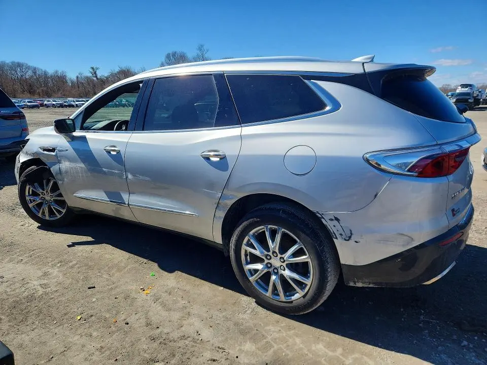 2022 BUICK ENCLAVE ESSENCE  