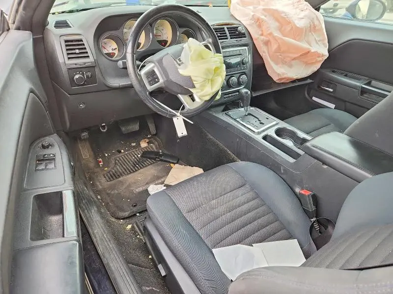 2012 DODGE CHALLENGER SXT  