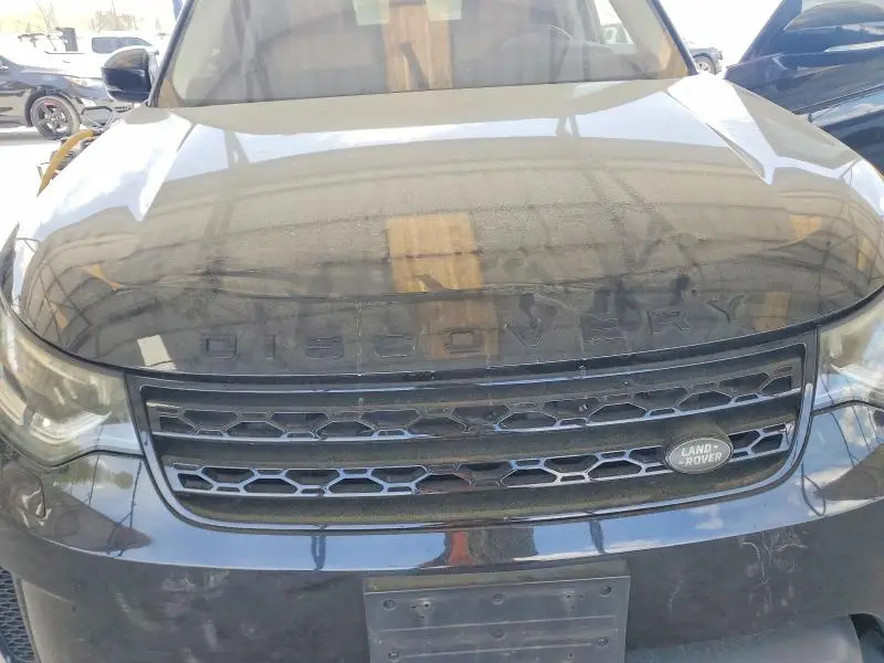 2017 LAND ROVER DISCOVERY FIRST EDITION  