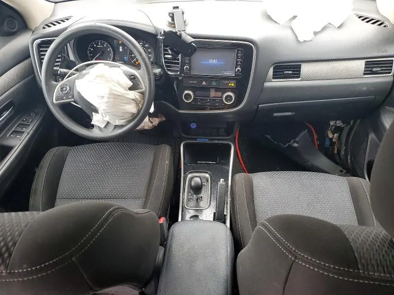 2018 MITSUBISHI OUTLANDER ES  