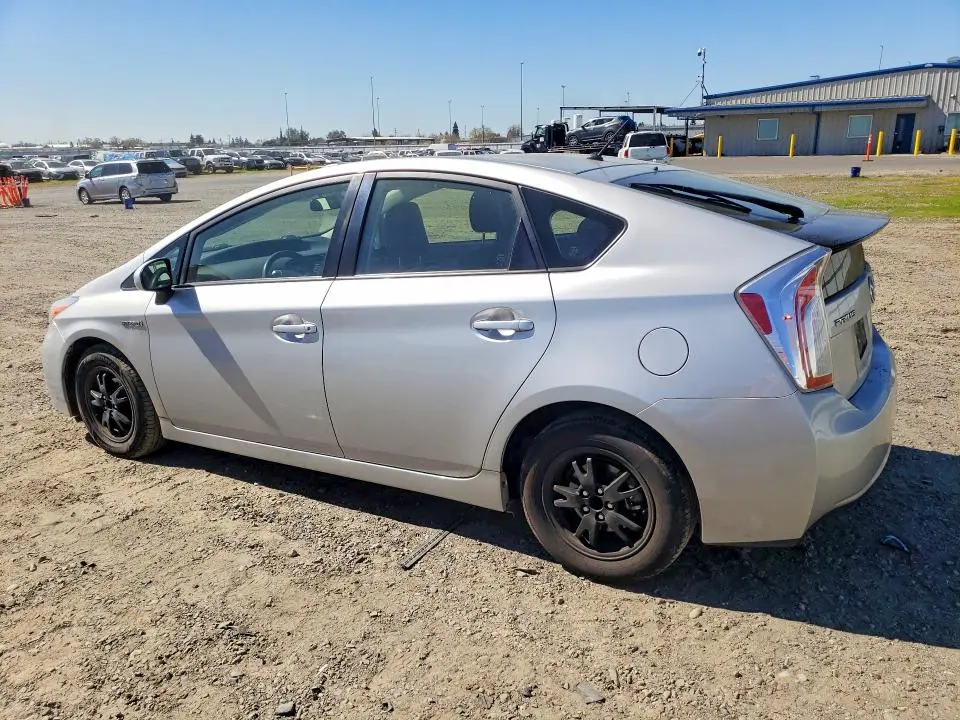 2015 TOYOTA PRIUS TWO  