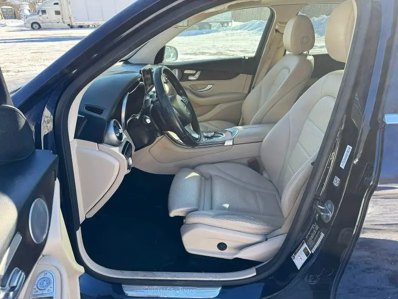 2019 MERCEDES-BENZ GLC 300 4MATIC  