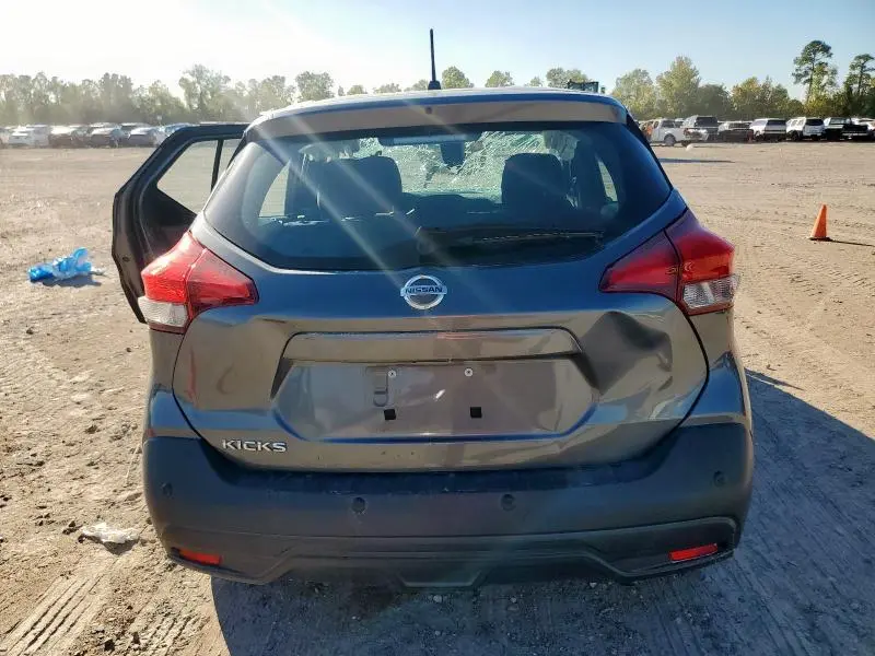 2020 NISSAN KICKS S  
