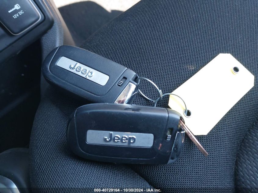 2023 JEEP RENEGADE LATITUDE 4X4