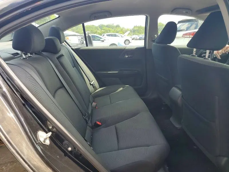 2017 HONDA ACCORD LX  