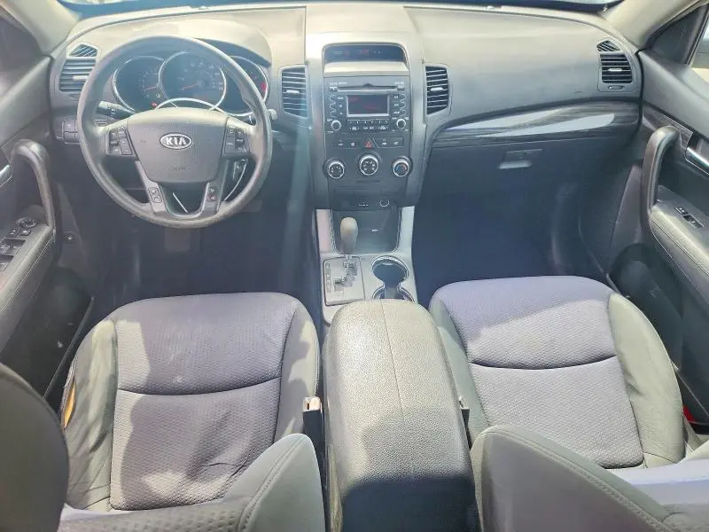 2012 KIA SORENTO LX  