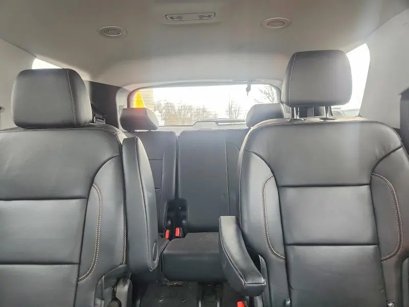 2019 CHEVROLET TRAVERSE LT  