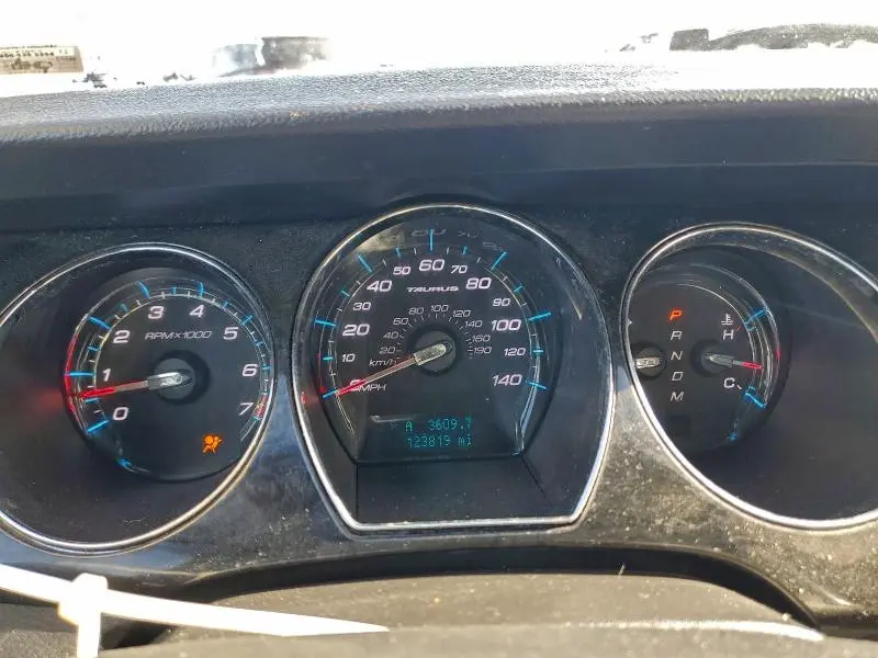 2012 FORD TAURUS LIMITED  