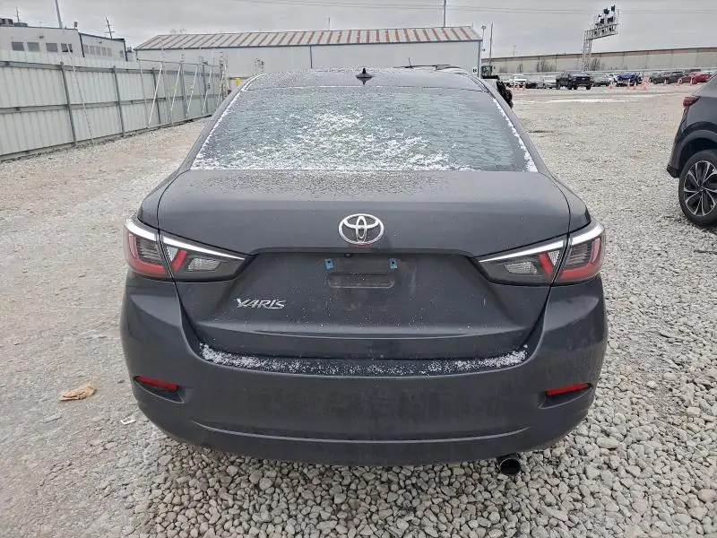 2019 TOYOTA YARIS L  