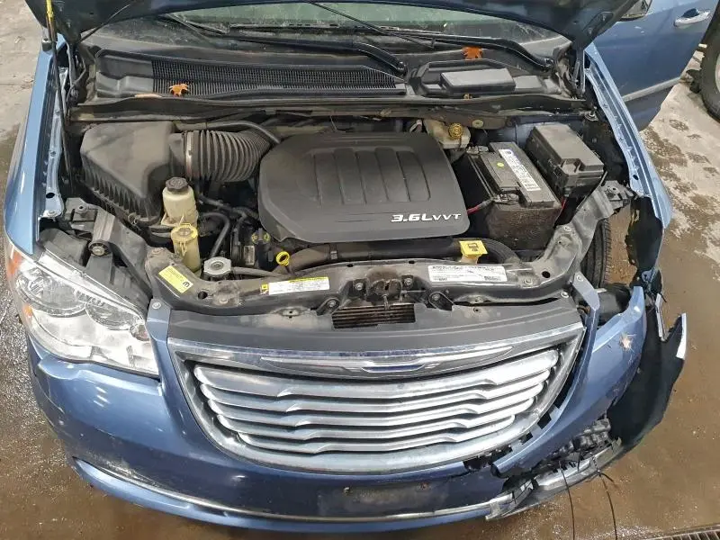 2012 CHRYSLER TOWN & COUNTRY TOURING L  