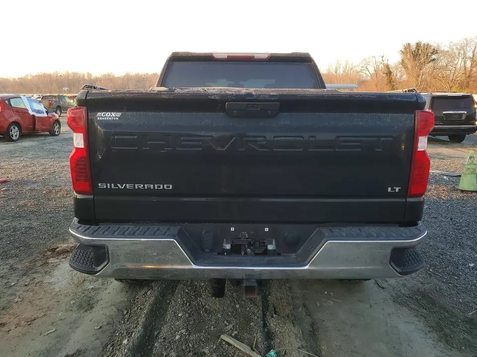 2021 CHEVROLET SILVERADO K1500 LT  
