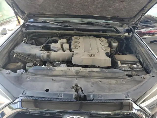 2019 TOYOTA 4RUNNER SR5  