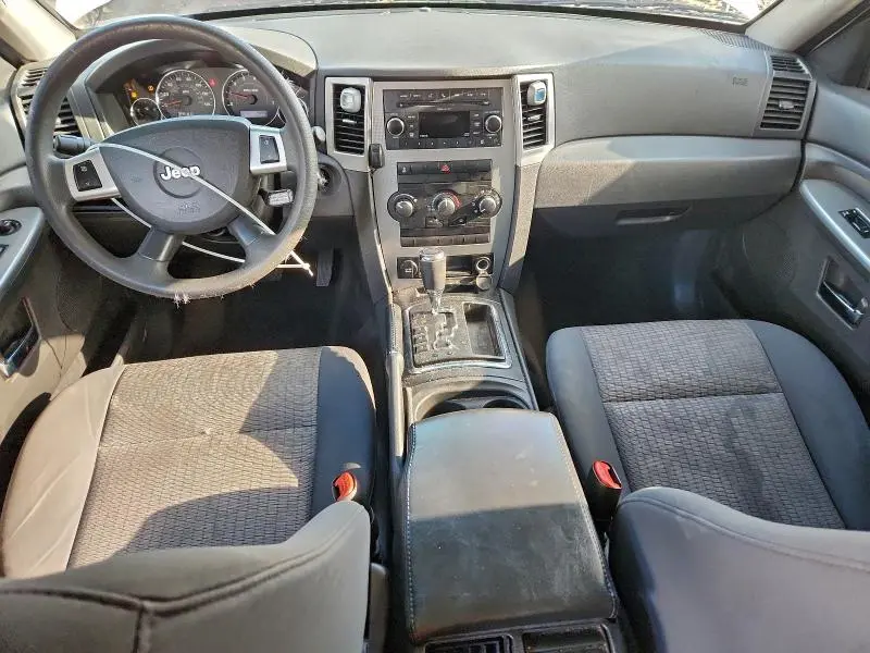 2010 JEEP GRAND CHEROKEE LAREDO  