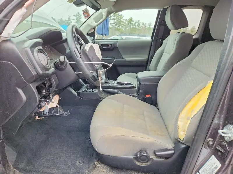 2022 TOYOTA TACOMA SR  