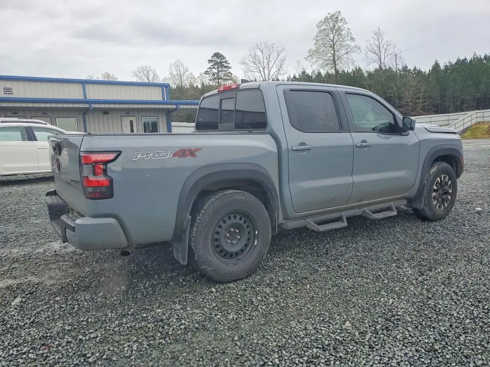 2022 NISSAN FRONTIER PRO-4X  