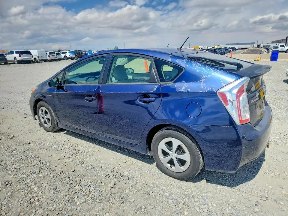 2012 TOYOTA PRIUS TWO  