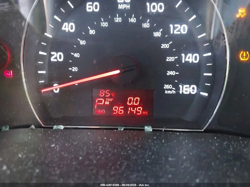 2014 KIA SORENTO LX