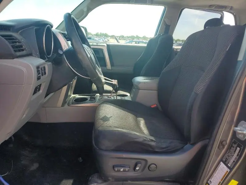 2010 TOYOTA 4RUNNER SR5  