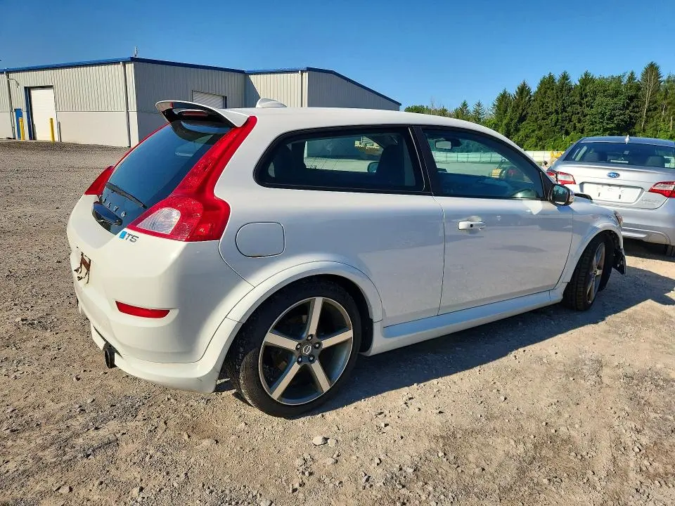 2011 VOLVO C30 T5  