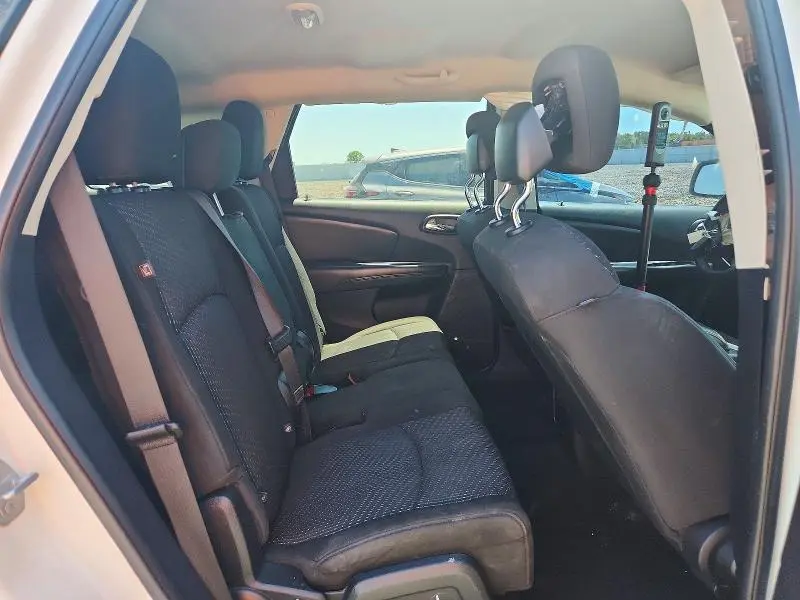 2020 DODGE JOURNEY SE  