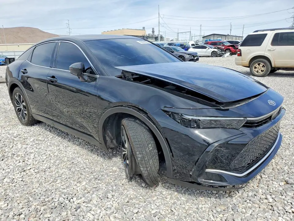 2023 TOYOTA CROWN XLE  