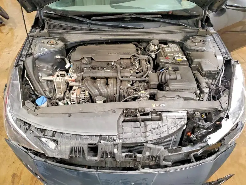 2021 HYUNDAI ELANTRA SE  