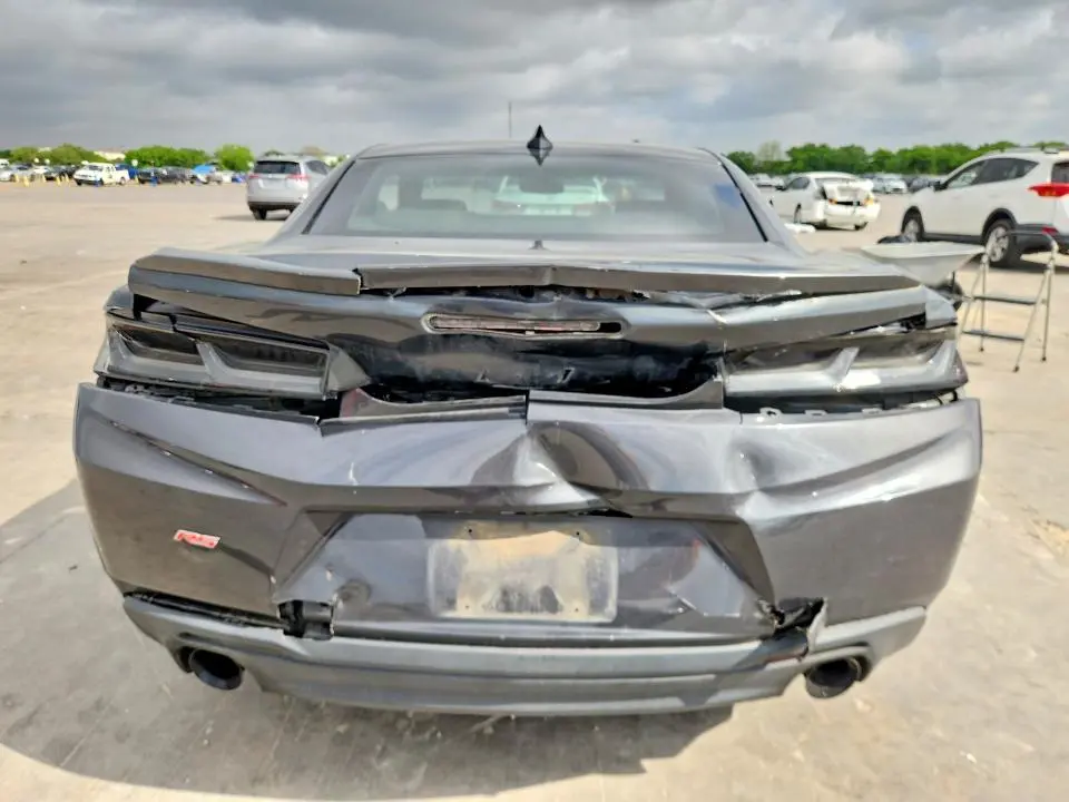 2016 CHEVROLET CAMARO LT  