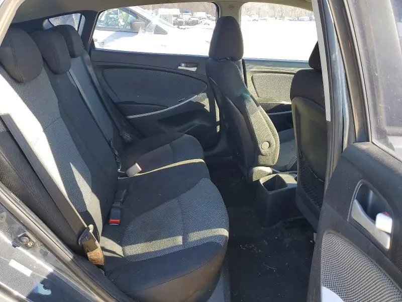 2012 HYUNDAI ACCENT GLS  