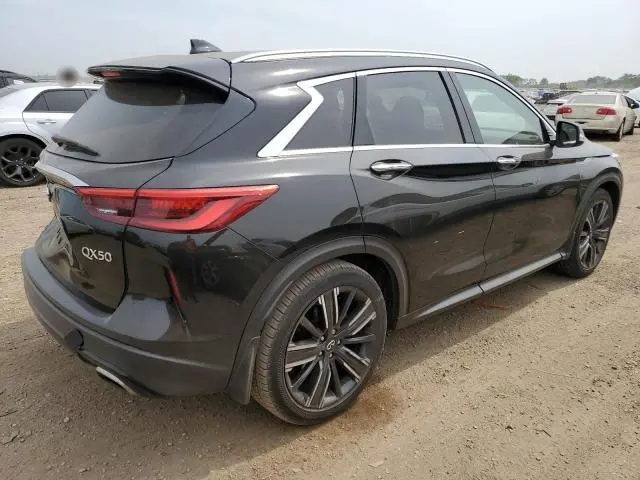 2021 INFINITI QX50 LUXE  
