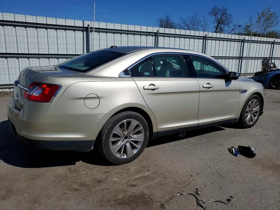 2011 FORD TAURUS   