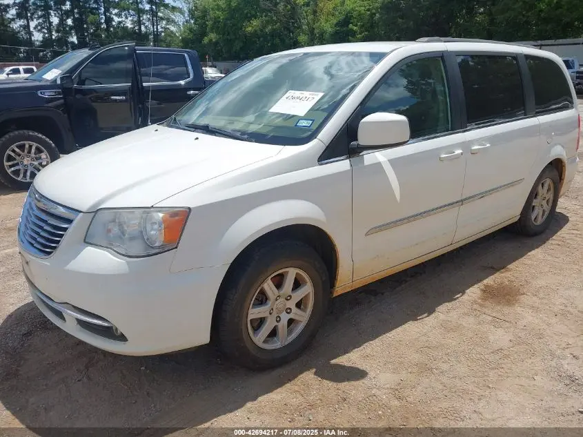 2013 CHRYSLER TOWN & COUNTRY TOURING