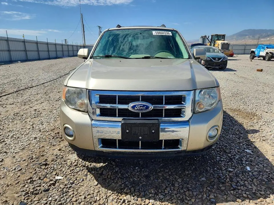 2011 FORD ESCAPE LIMITED  