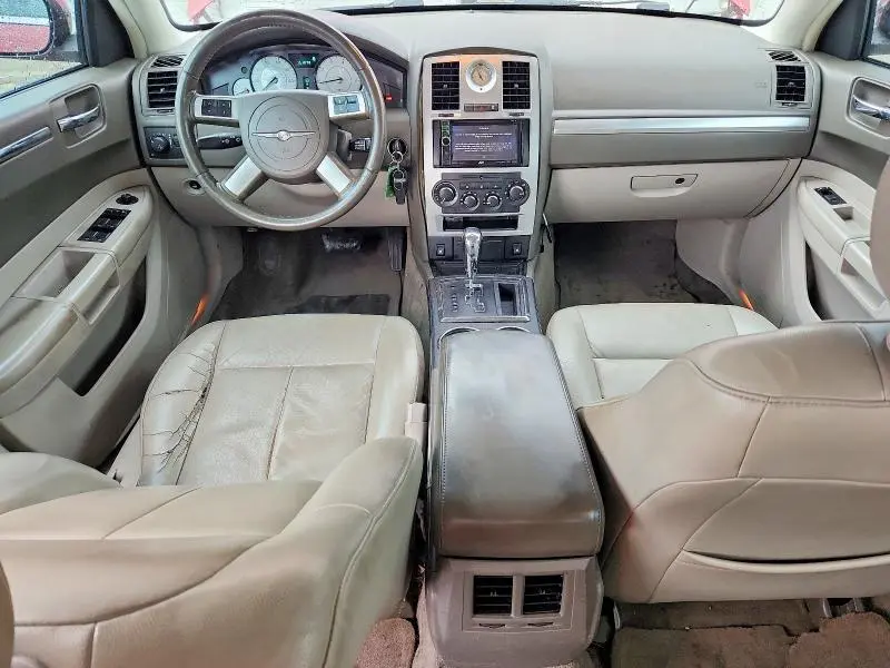 2010 CHRYSLER 300 TOURING  