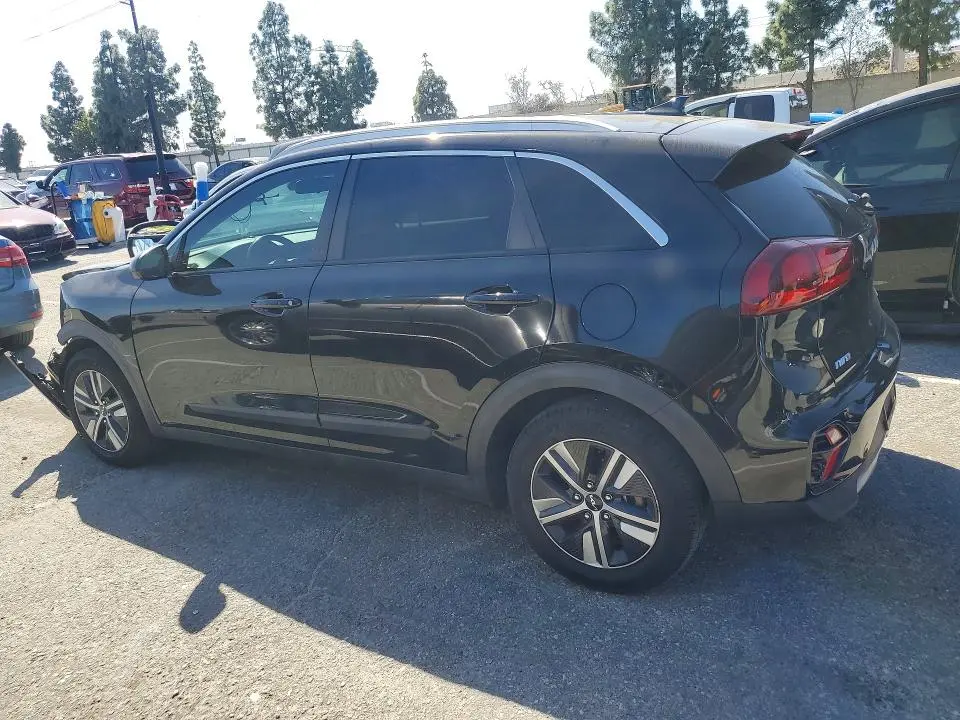 2022 KIA NIRO LXS  