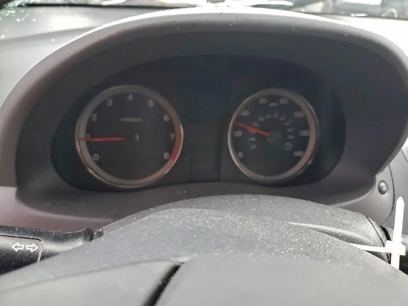 2013 HYUNDAI ACCENT SE  