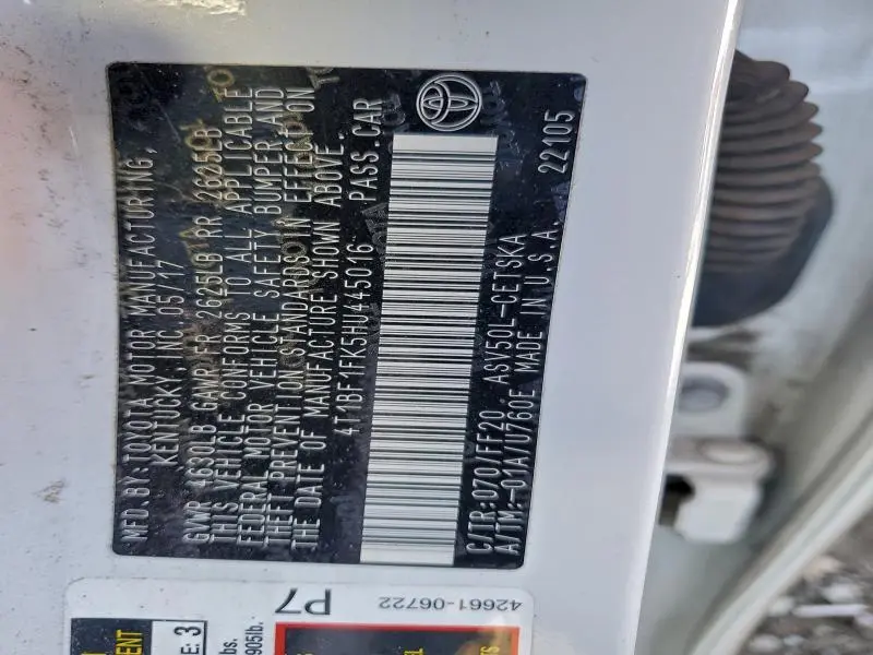 2017 TOYOTA CAMRY LE  