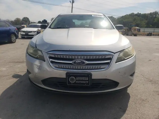 2010 FORD TAURUS SE  
