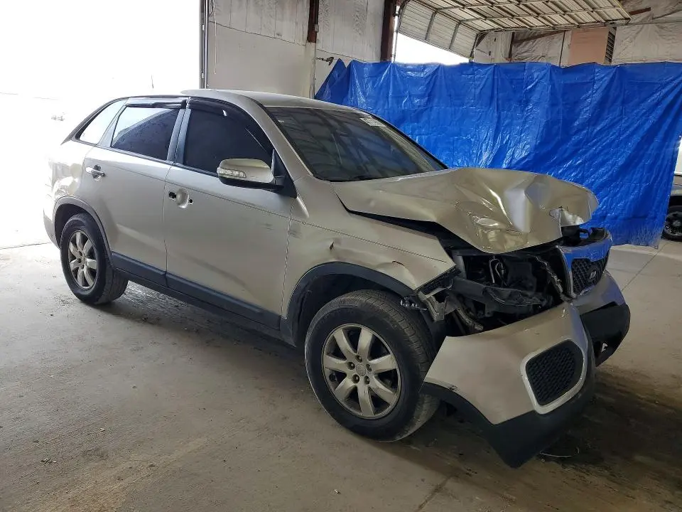 2013 KIA SORENTO LX  
