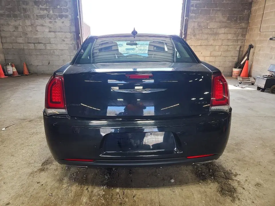 2021 CHRYSLER 300 TOURING  