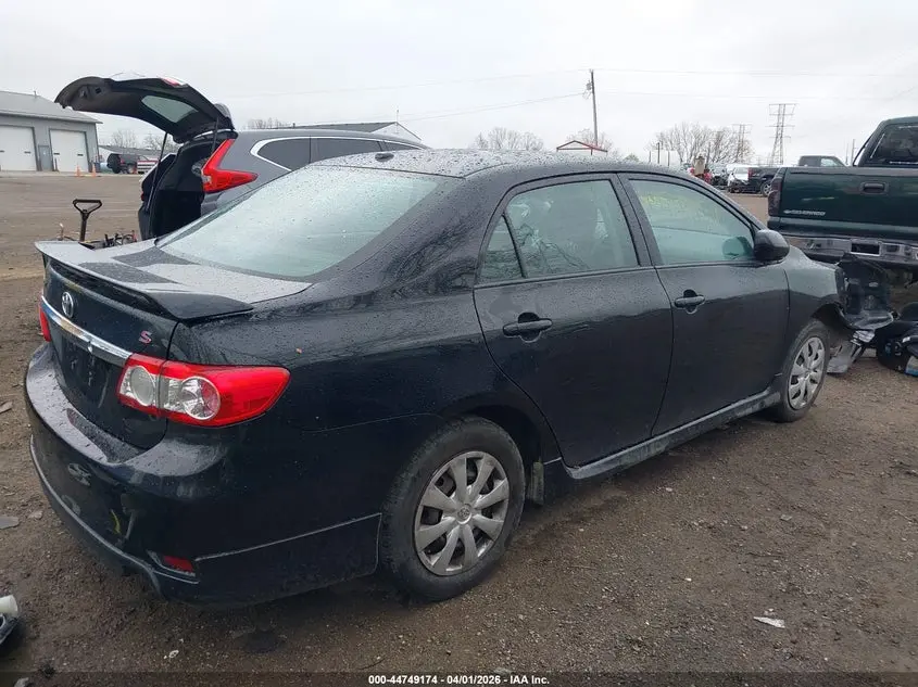 2013 TOYOTA COROLLA S