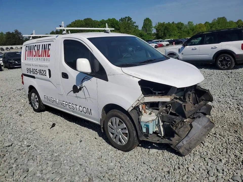 2014 NISSAN NV200 SV  