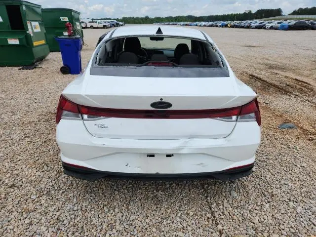 2021 HYUNDAI ELANTRA SE  