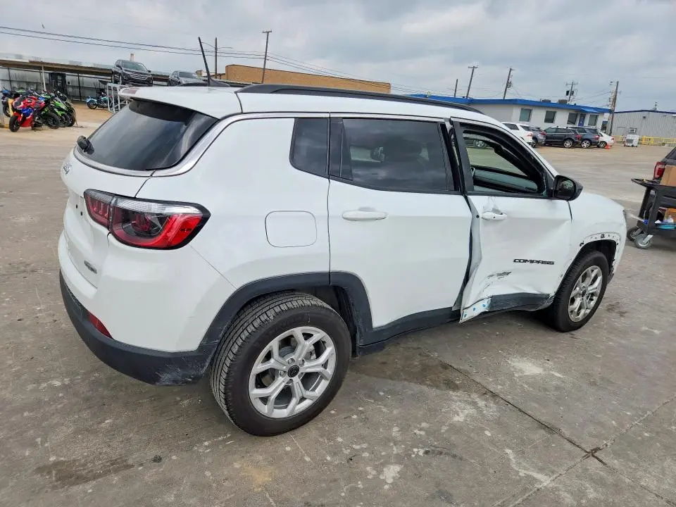 2025 JEEP COMPASS LATITUDE  