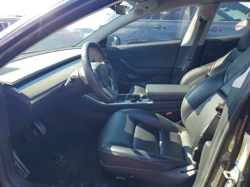 2018 TESLA MODEL 3   