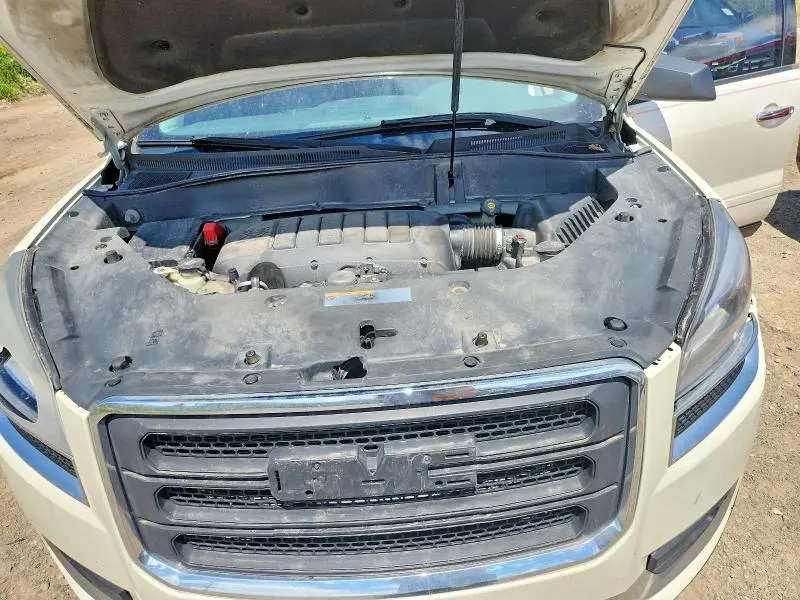 2015 GMC ACADIA SLE  